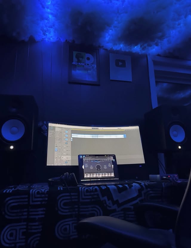 Studio Cloud City control room